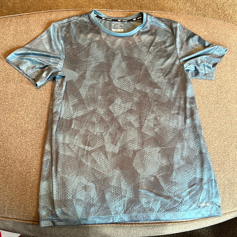 Men’s TeK gear tshirt